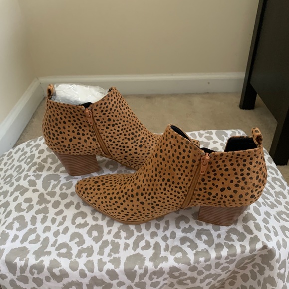 LAICIGO leopard print Booties size 10 - Picture 3 of 5